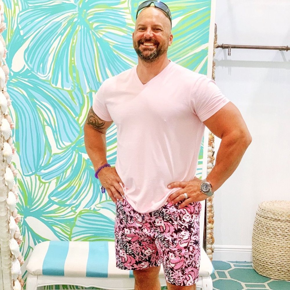 Lilly Pulitzer Men's Beaumont Chino Golf Shorts Floral Panda Printed - Picture 3 of 5